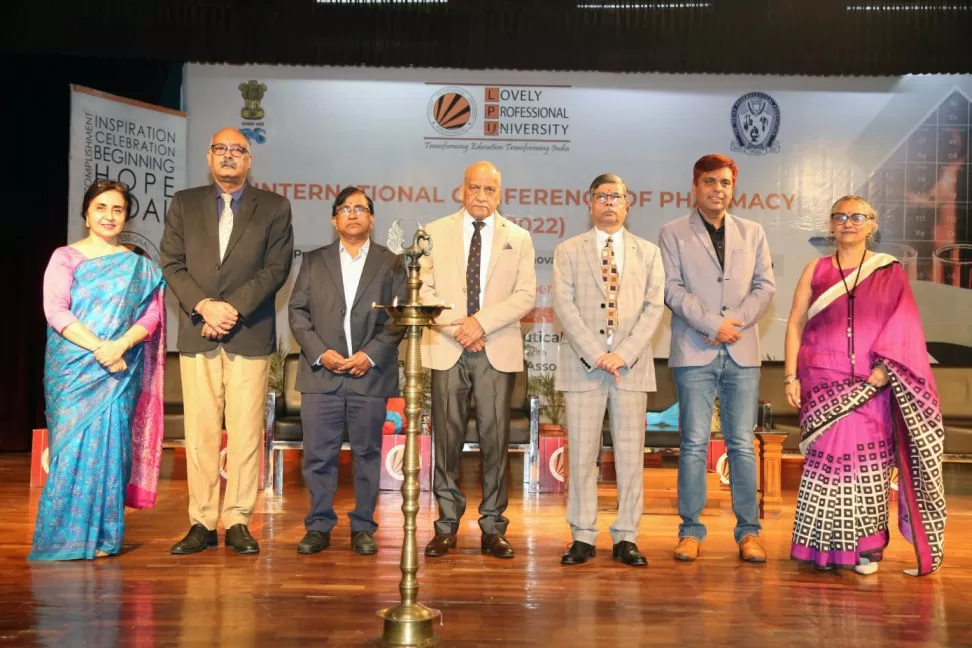 LPU-Executive-Dean-Registrar-Dr-Monica-Gulati-Joint-Drugs-Controller-Dr.-PBN-Prasad-and-other-researchers-present-during-3rd-International-Conference-of-Pharmacy-ICP-2022-at-LPU-campus.jpg