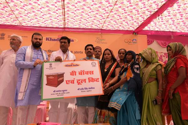 KVIC distributes 300 bee boxes and bee colonies to 30 beekeepers in Hapur, Uttar Pradesh