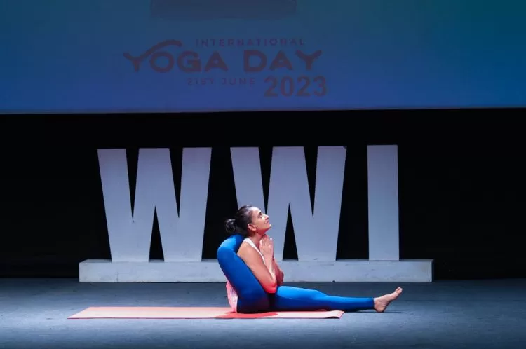 Jackie Shroff Performed Ashtanga Yoga Poses on International Yoga Day held at Whistling Woods International