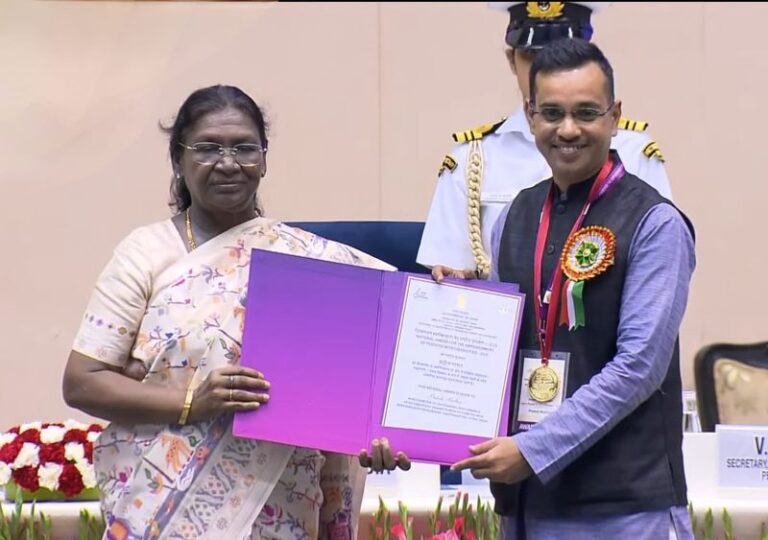 Prateek-Madhav-wins-National-Award-New-Delhi.jpg
